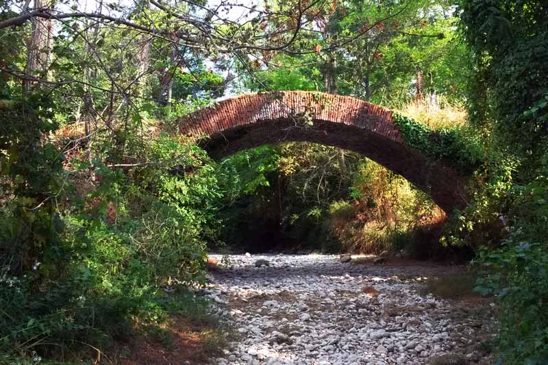 Pont sur le Crieu - Private collection